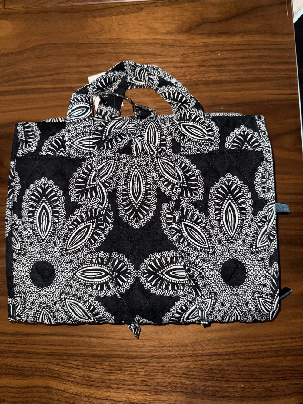 Vera Bradley Black & White Floral Hanging Travel/Jewelry Organizer